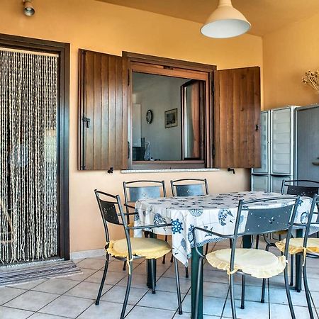 Porto Alabe Sardegna.... A Due Passi Dal Mare Apartment Tresnuraghes Bagian luar foto