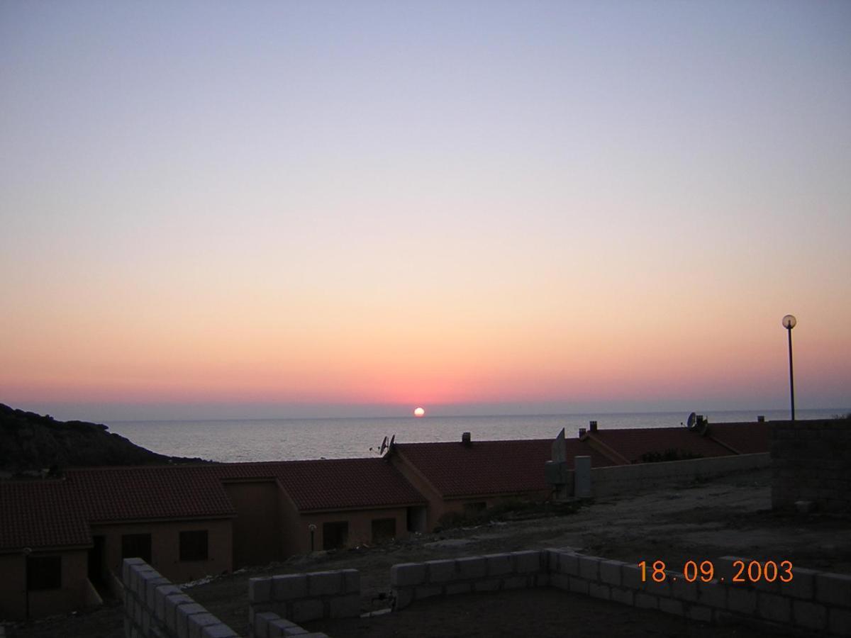 Porto Alabe Sardegna.... A Due Passi Dal Mare Apartment Tresnuraghes Bagian luar foto