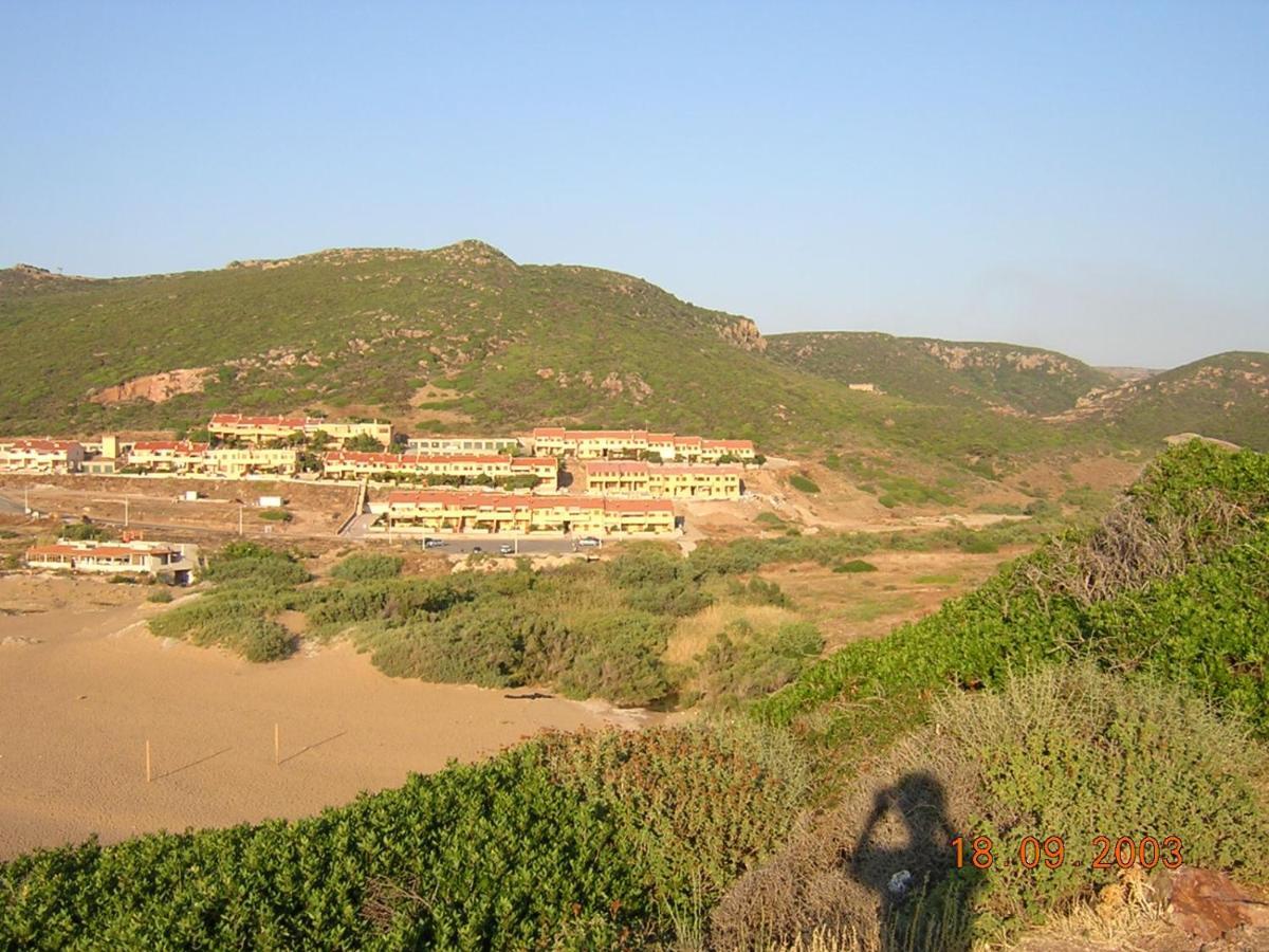 Porto Alabe Sardegna.... A Due Passi Dal Mare Apartment Tresnuraghes Bagian luar foto