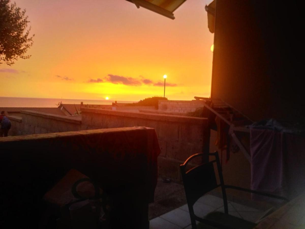 Porto Alabe Sardegna.... A Due Passi Dal Mare Apartment Tresnuraghes Bagian luar foto