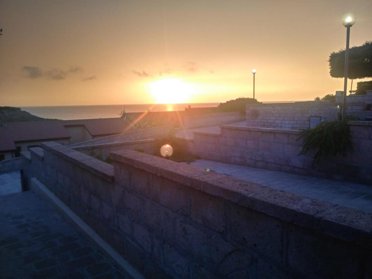 Porto Alabe Sardegna.... A Due Passi Dal Mare Apartment Tresnuraghes Bagian luar foto